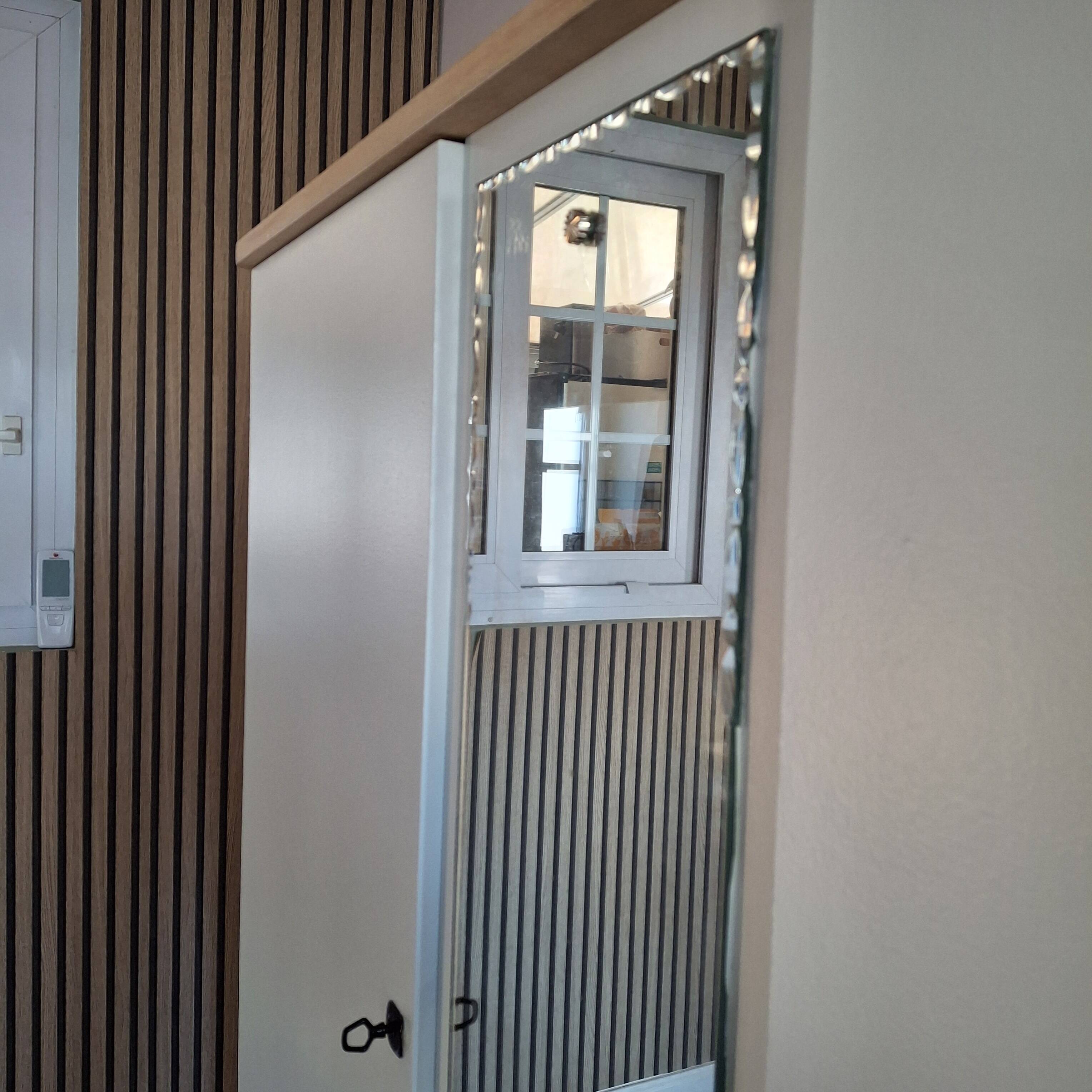 Armoire vintage années 60 relookée