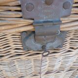 Handle trunk with keys by Beaumont Paris