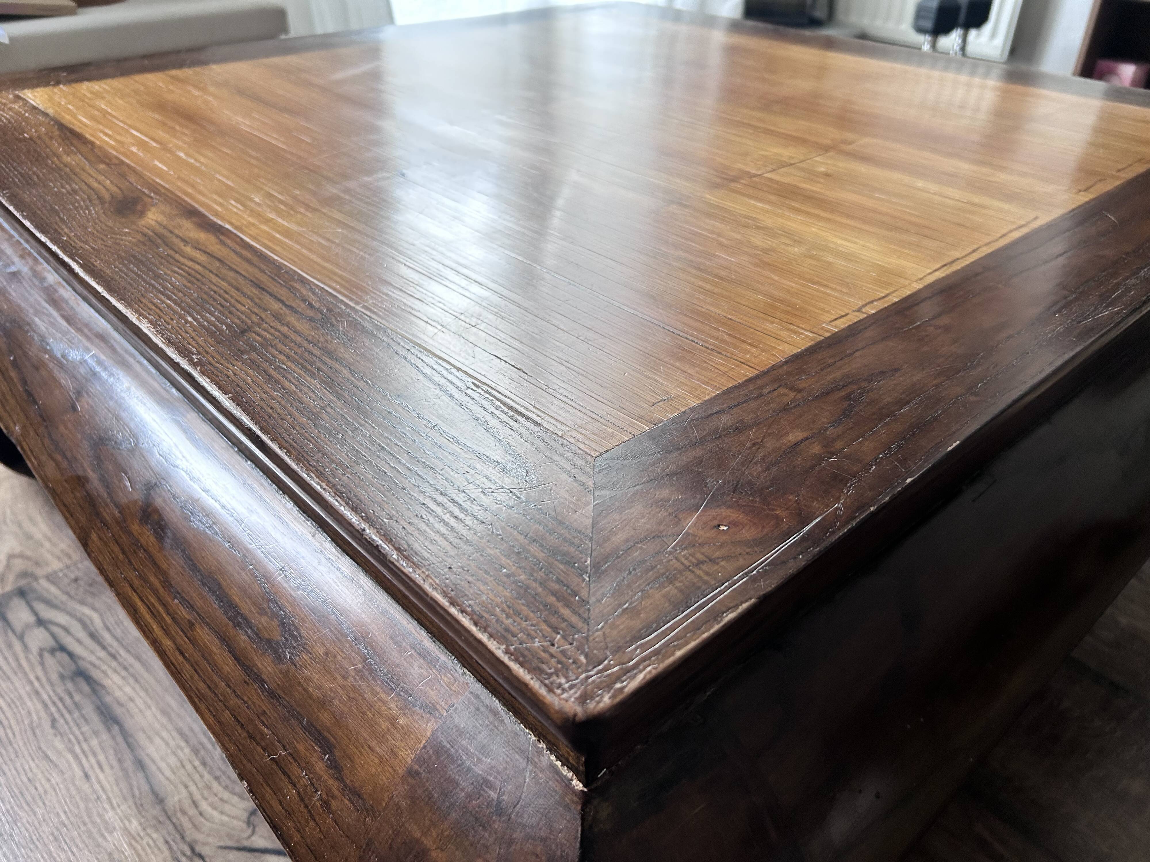 Chinese coffee table in genuine solid rosewood — Ming style