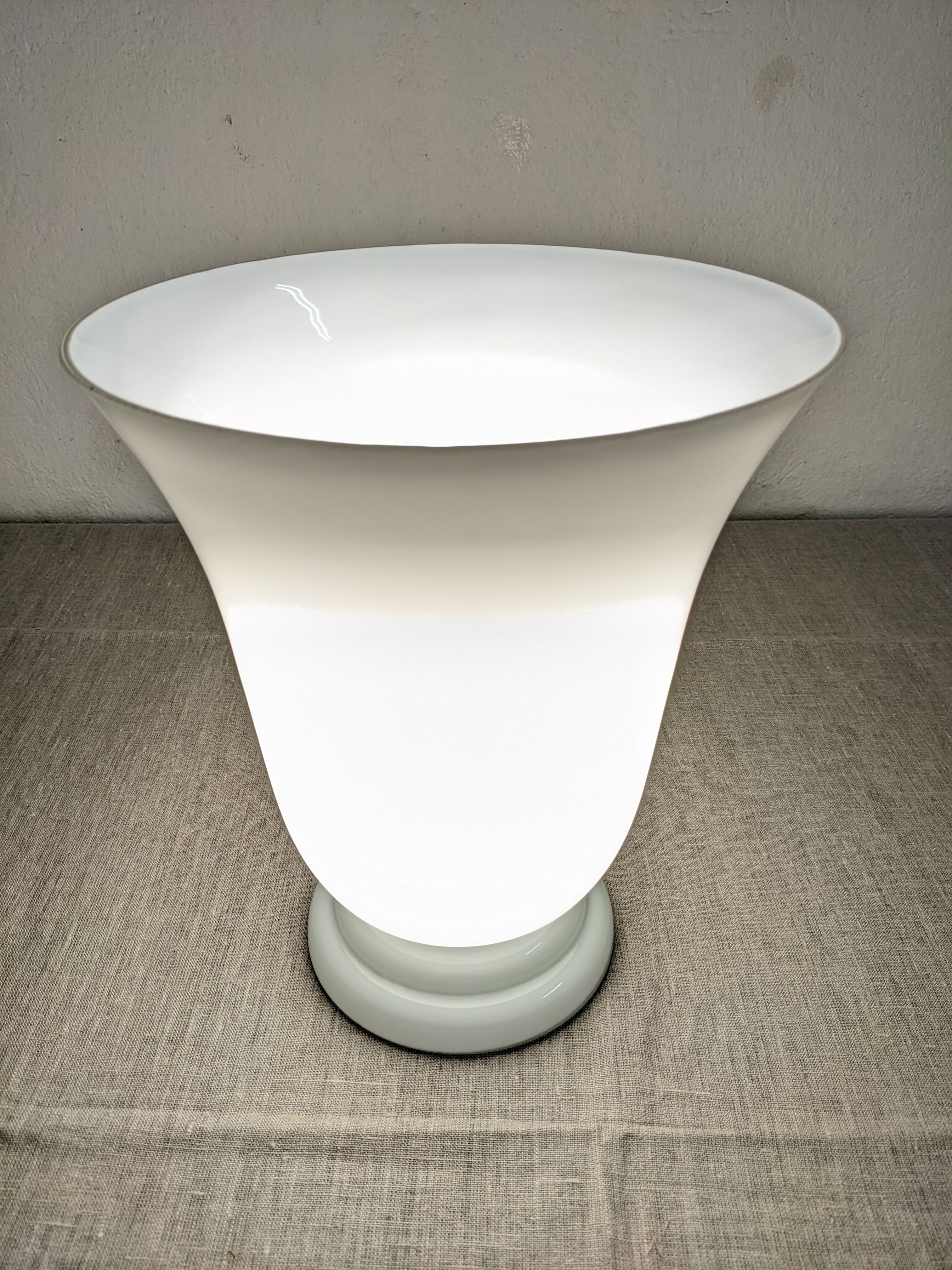 White opaline mood lamp from the 60s/70s