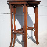 Curved wood trundle table