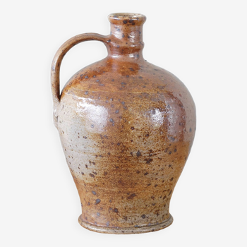 Ancienne bouteille en grès pyrité