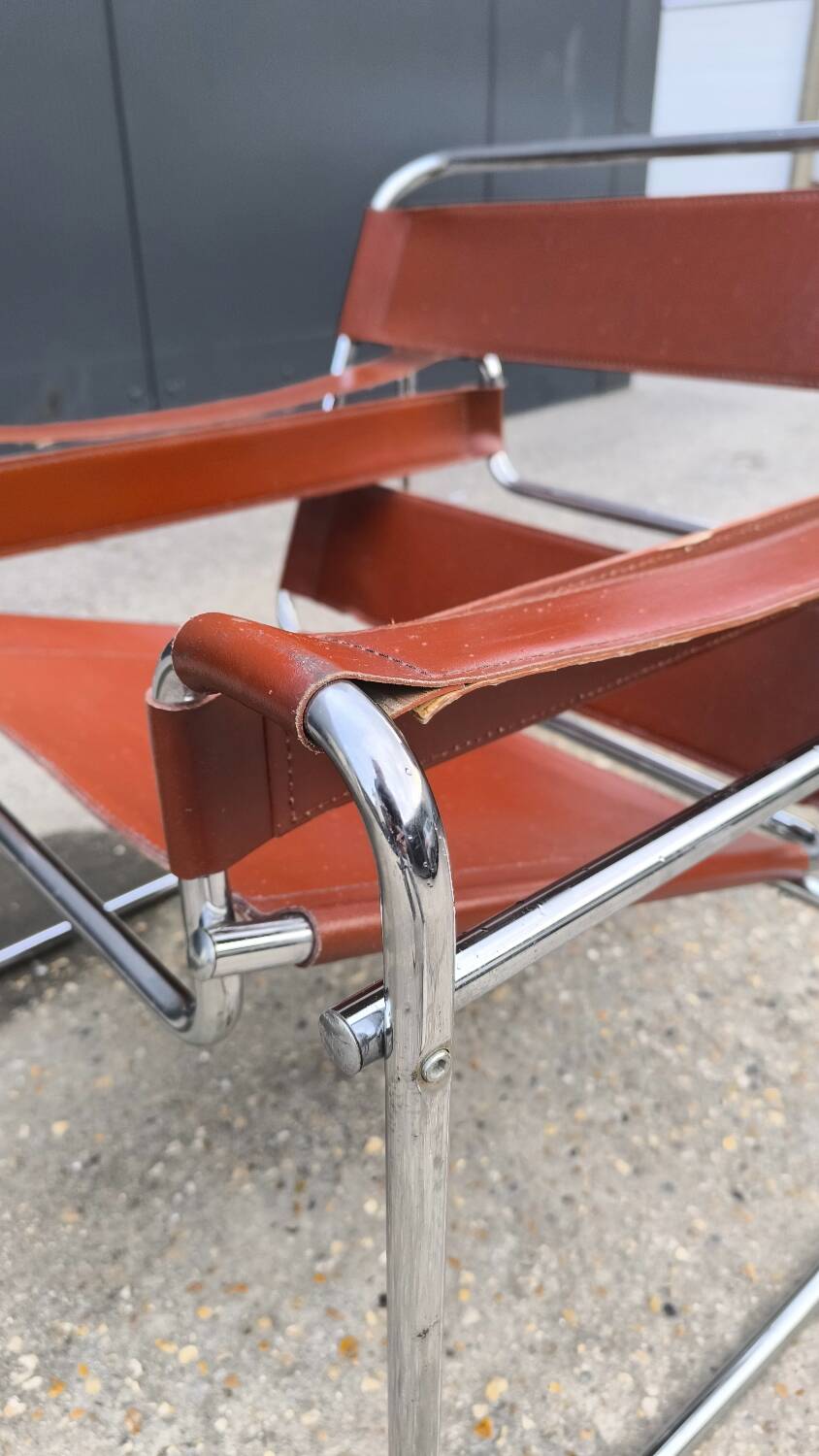 Fauteuil wassily B3 vintage par Marcel breuer