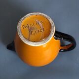 Round pitcher Poët Laval