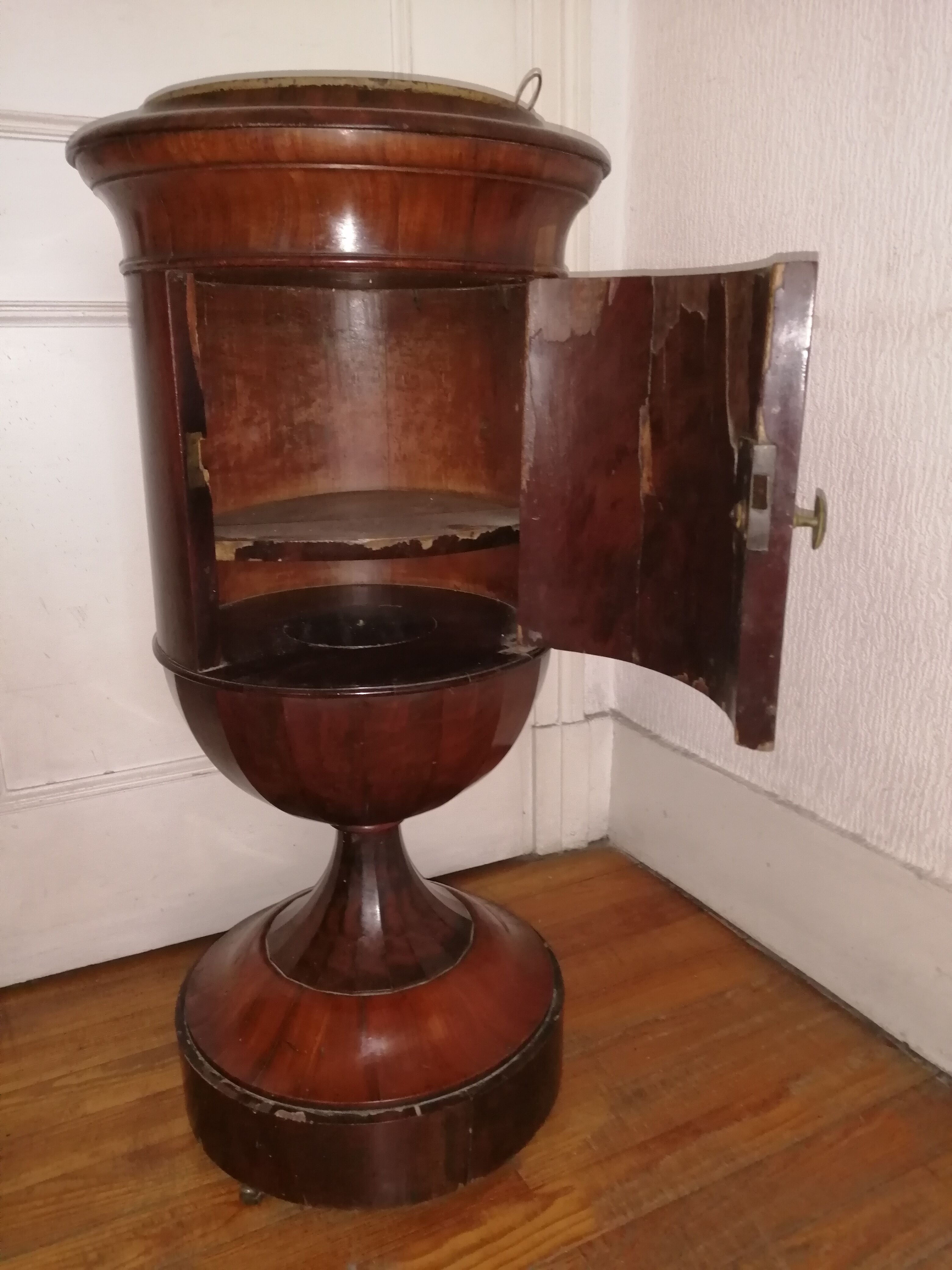 Jardiniere d'intérieur du 19ème en acajou