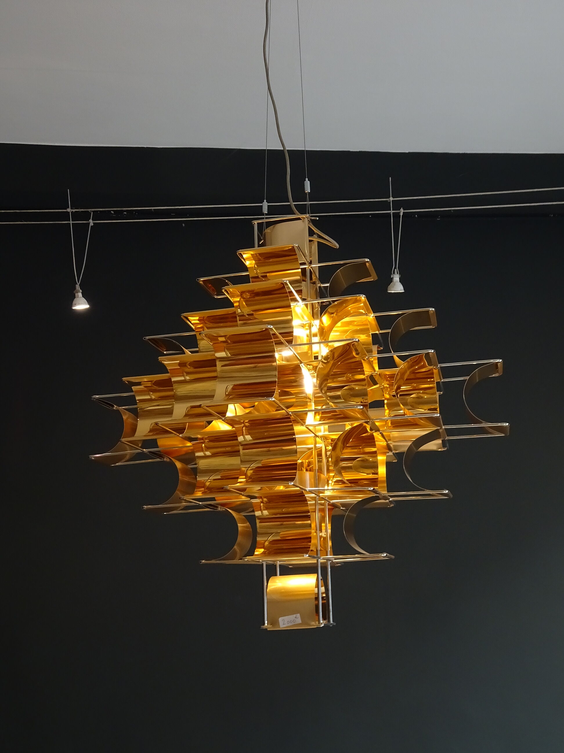 "Cassiopee" model suspension by Max Sauze, reissue of 2017