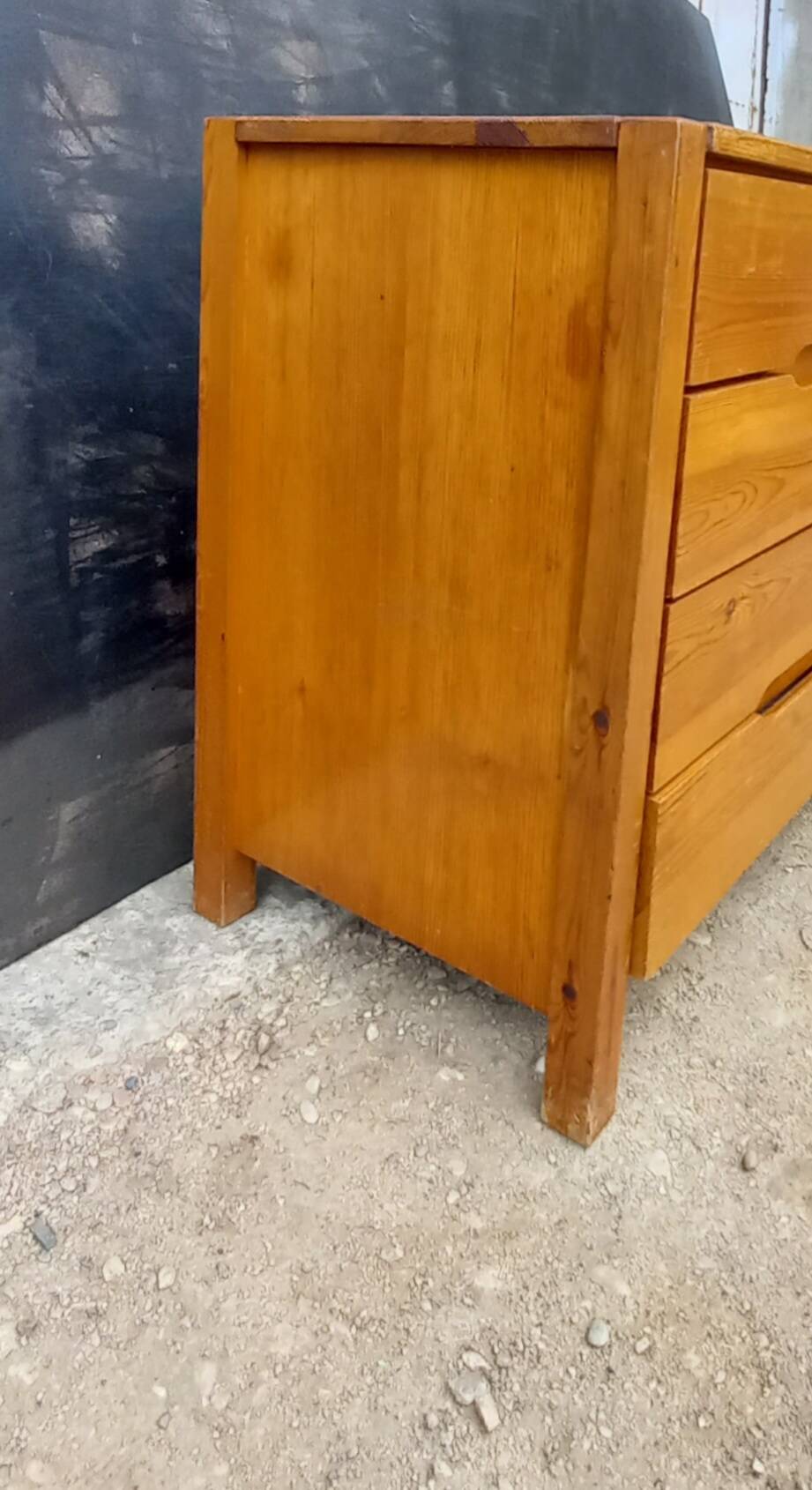 pine chest of drawers