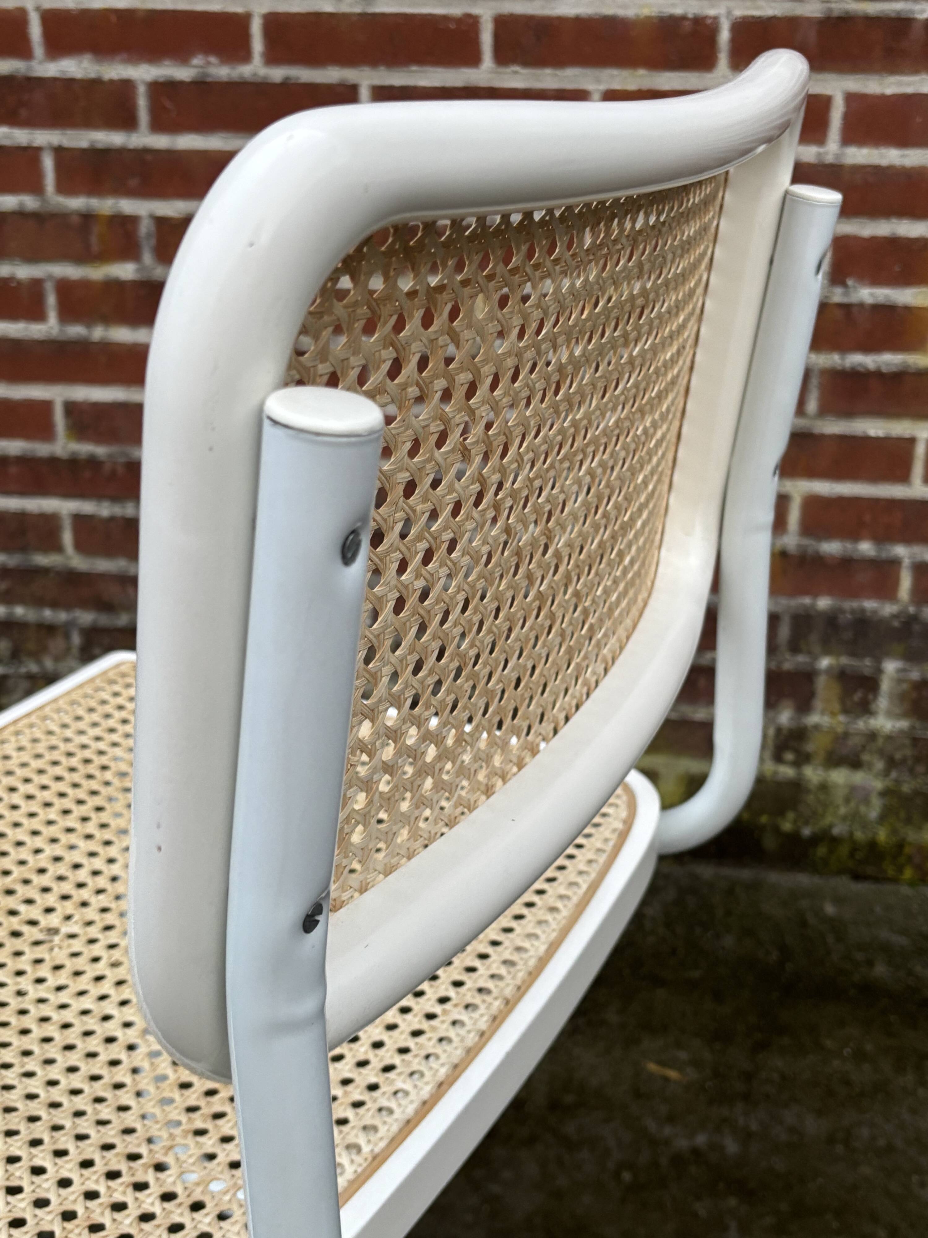 Cesca design chair b32 model in white