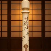 Lampadaire antique japonais peint à la main blanc et or (nouvel abat-jour)