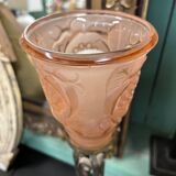 Art Deco lamp in wrought metal and pink glass