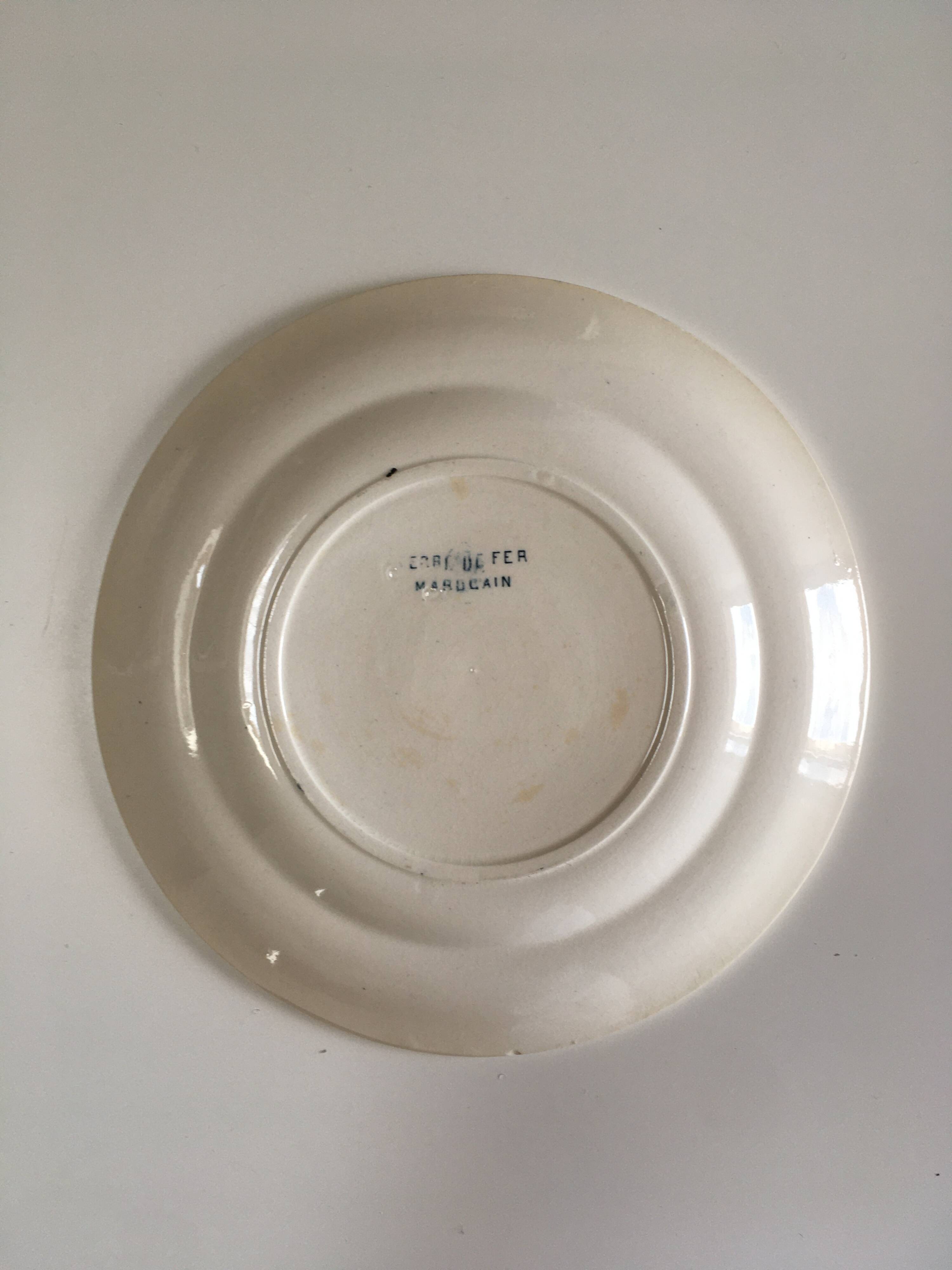 8 plates Moroccan model in earthenware - French manufacture