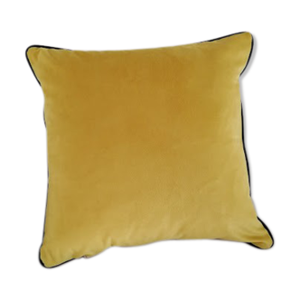 Zelma collection cushion by M.L.F