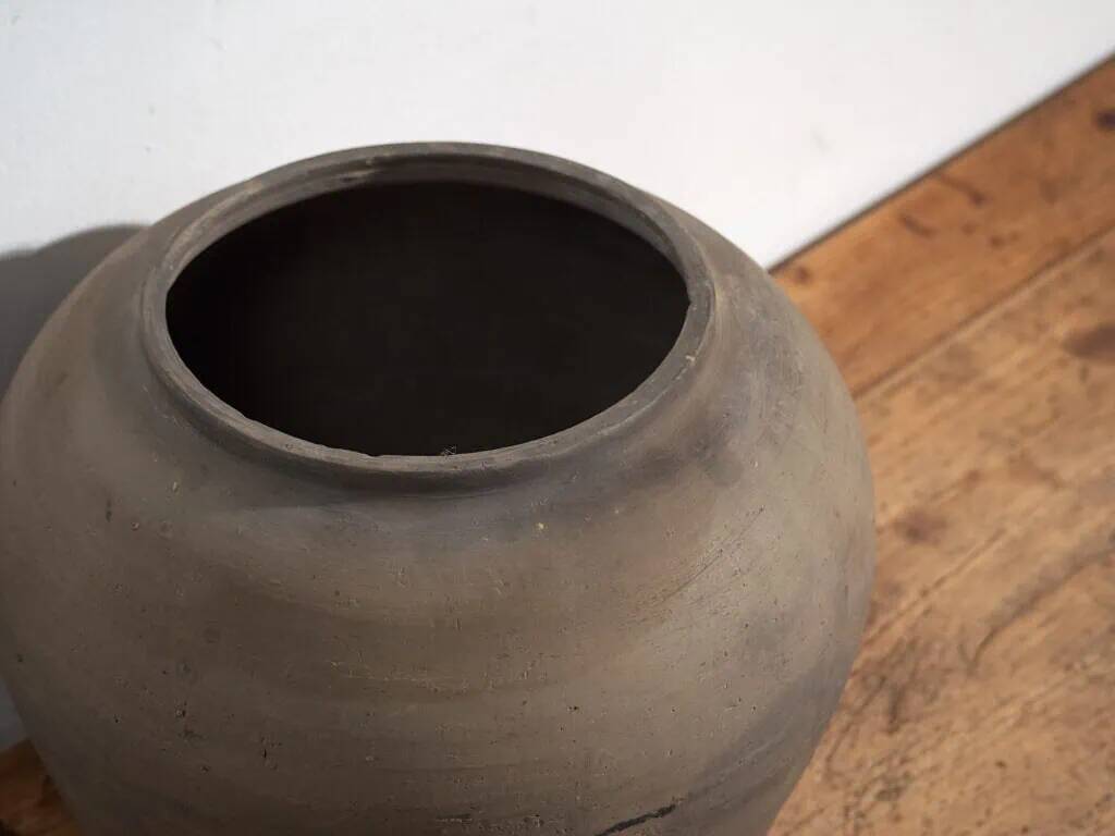 Round antique vase (c.1900) #14