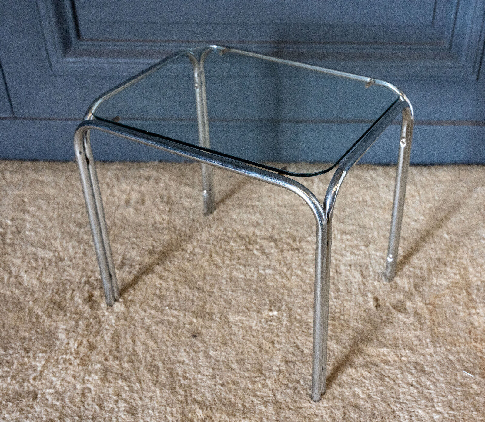 Three nesting tables 1970 Chromed metal and glass top