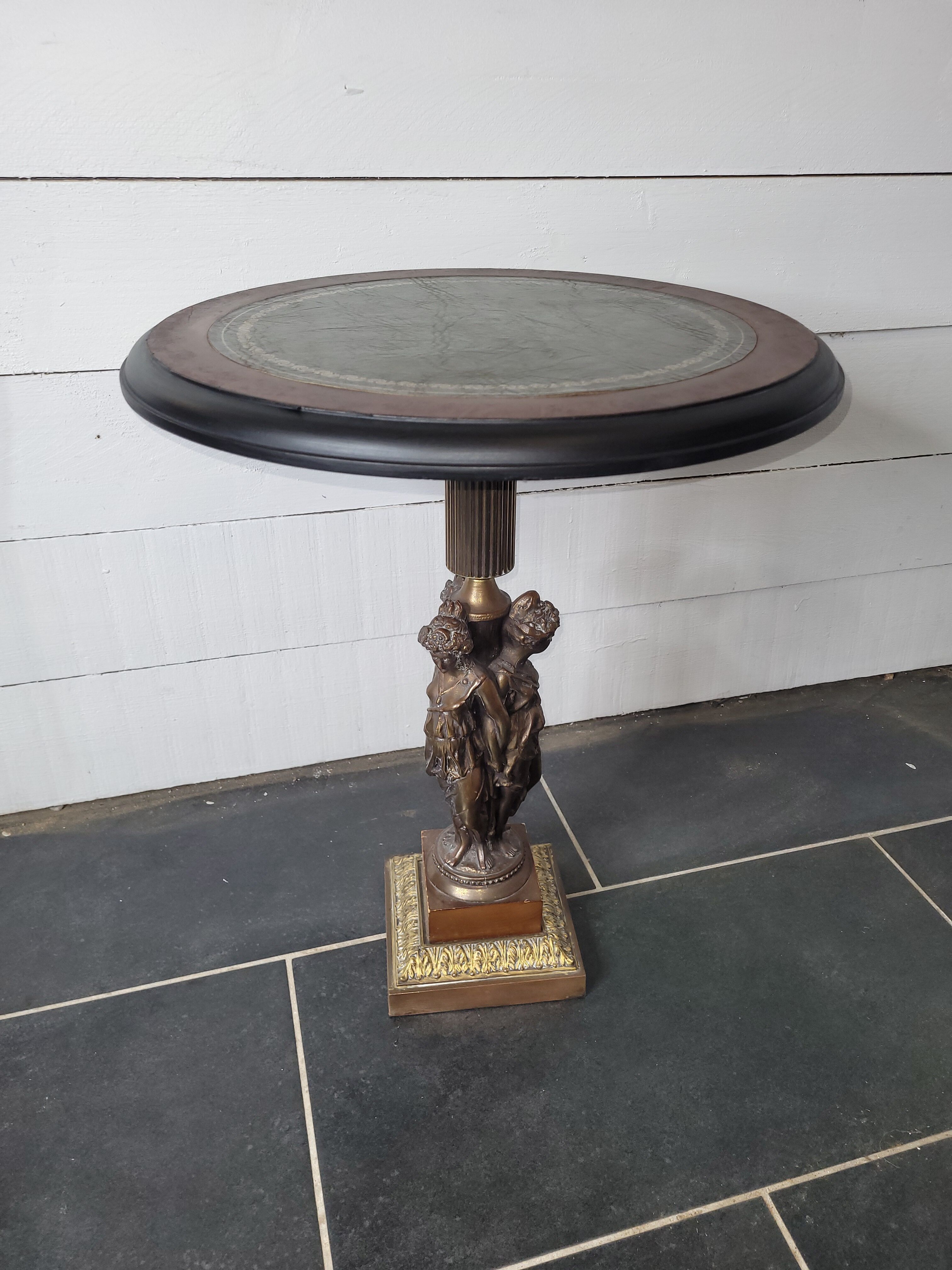 Table d'appoint style empire en bronze