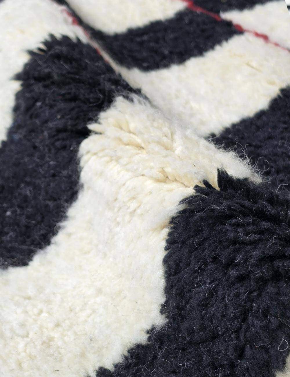 Berber Checkered Rug - 306 x 250 cm