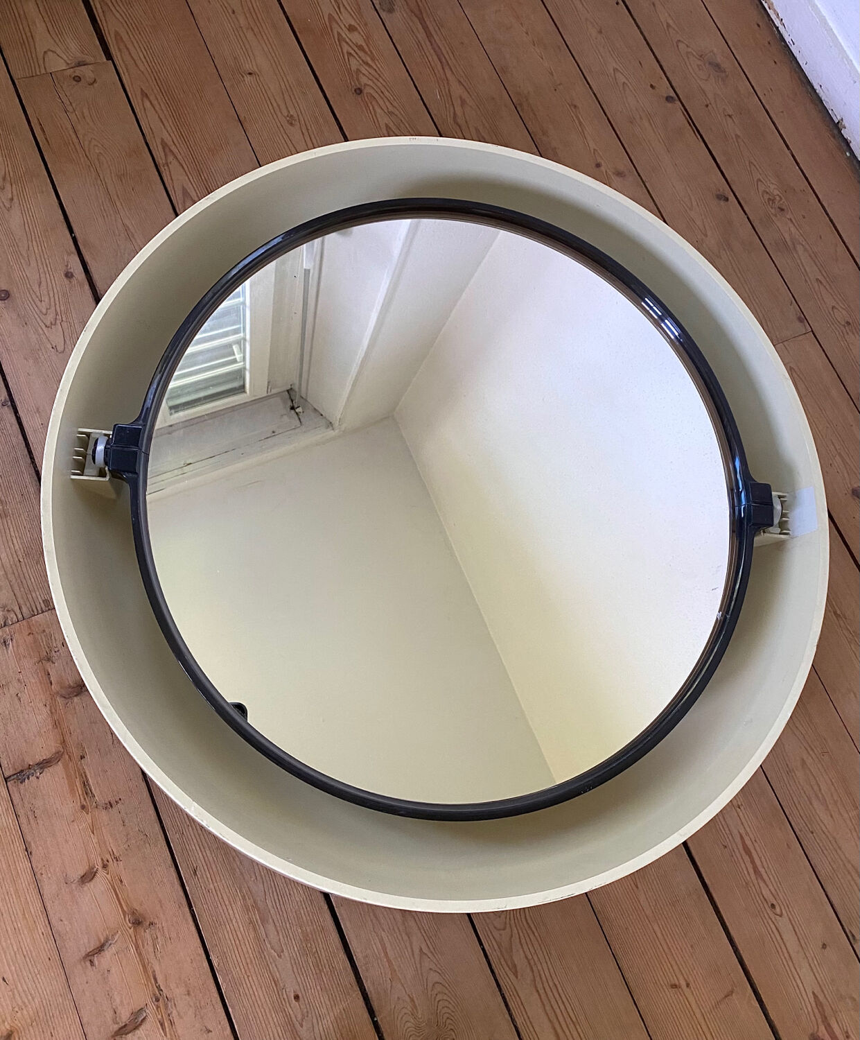 Round mirror Allibert model A41 Space Age 1970