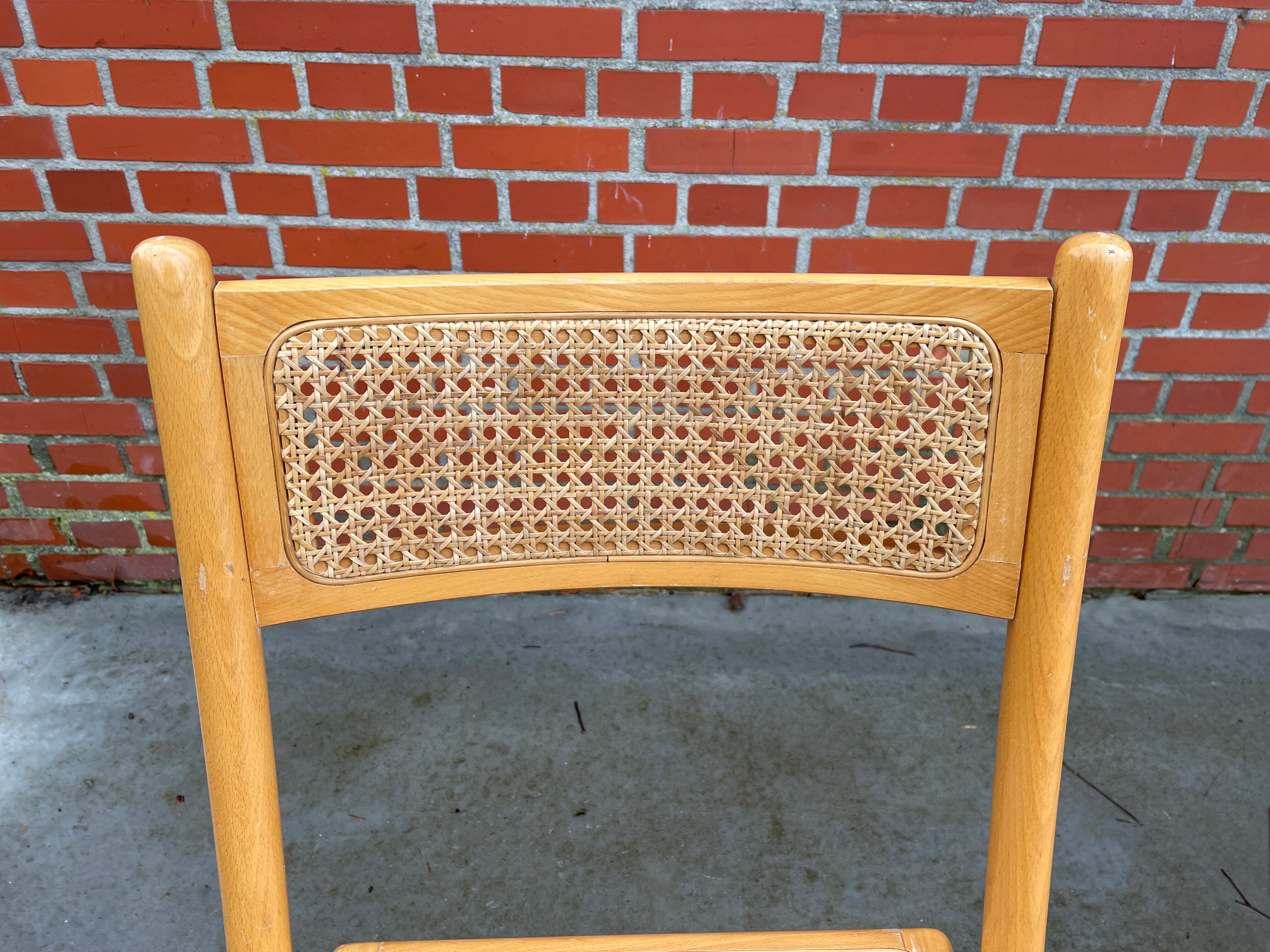 Vintage cesca style wooden folding chair design
