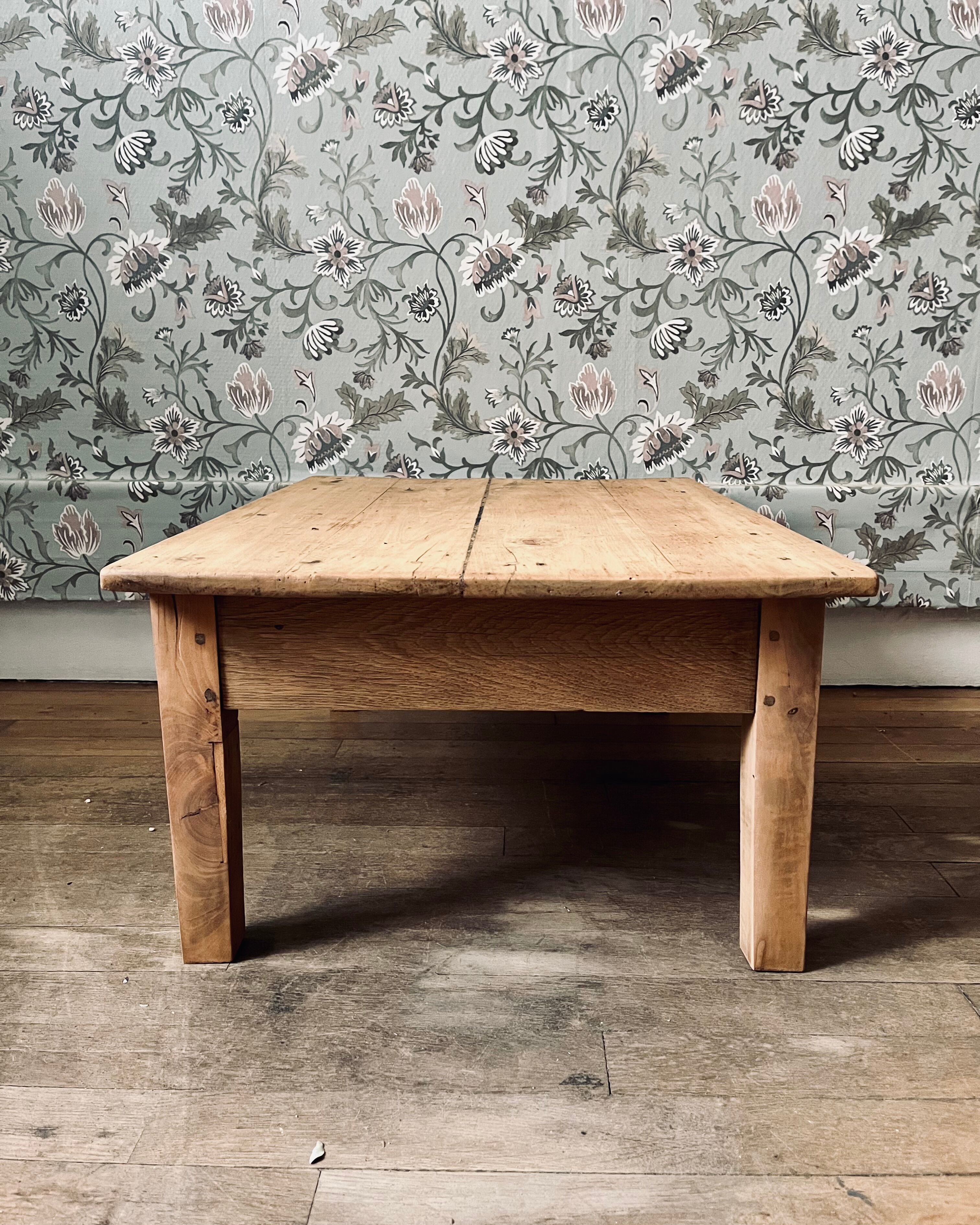 Table basse de ferme vintage (rénovée)