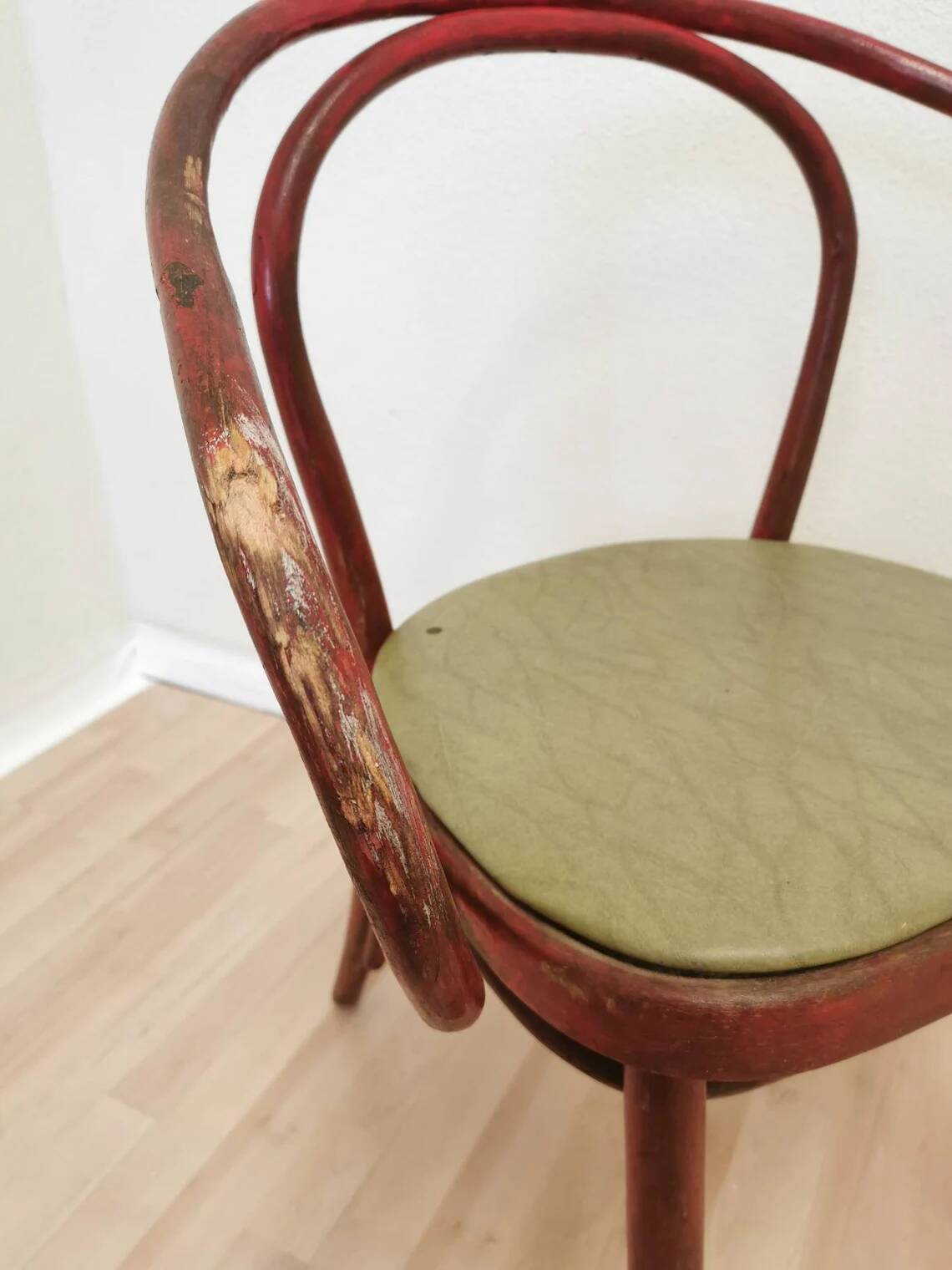 Vintage Bentwood Dining Chair: Red Thonet B9 Style, Leather Seat