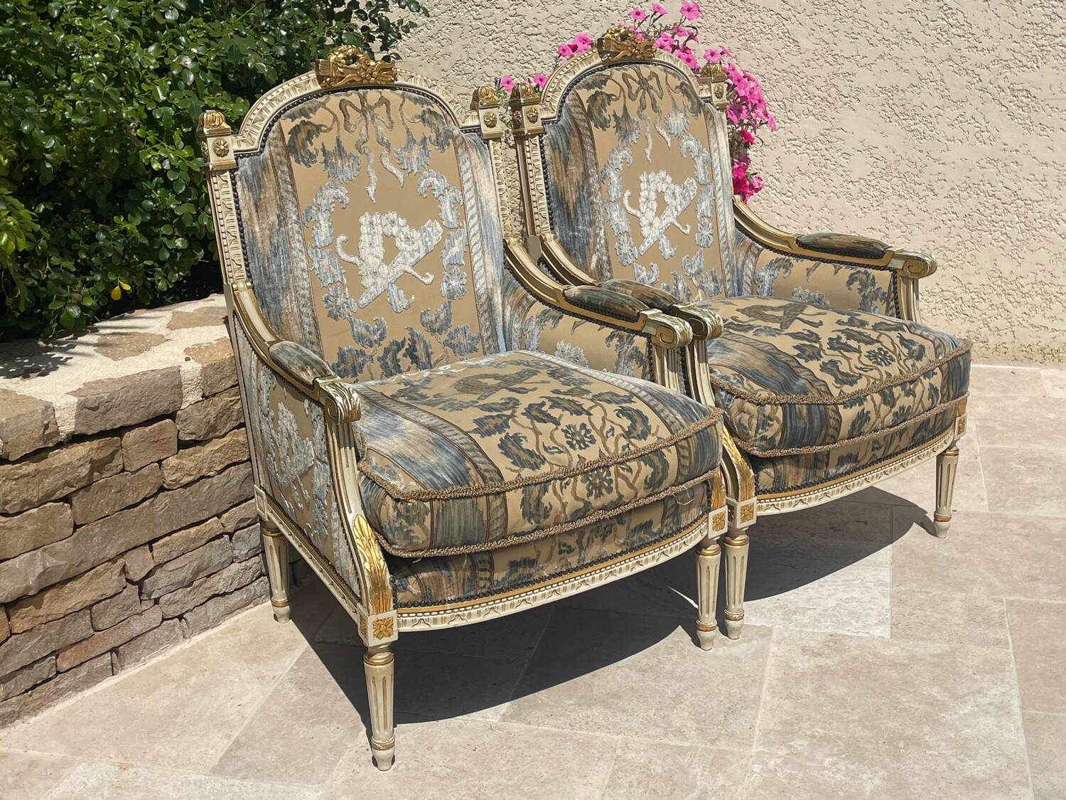 Louis XVI Style Living Room - 4 rooms