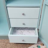 Asymmetrical wardrobe
