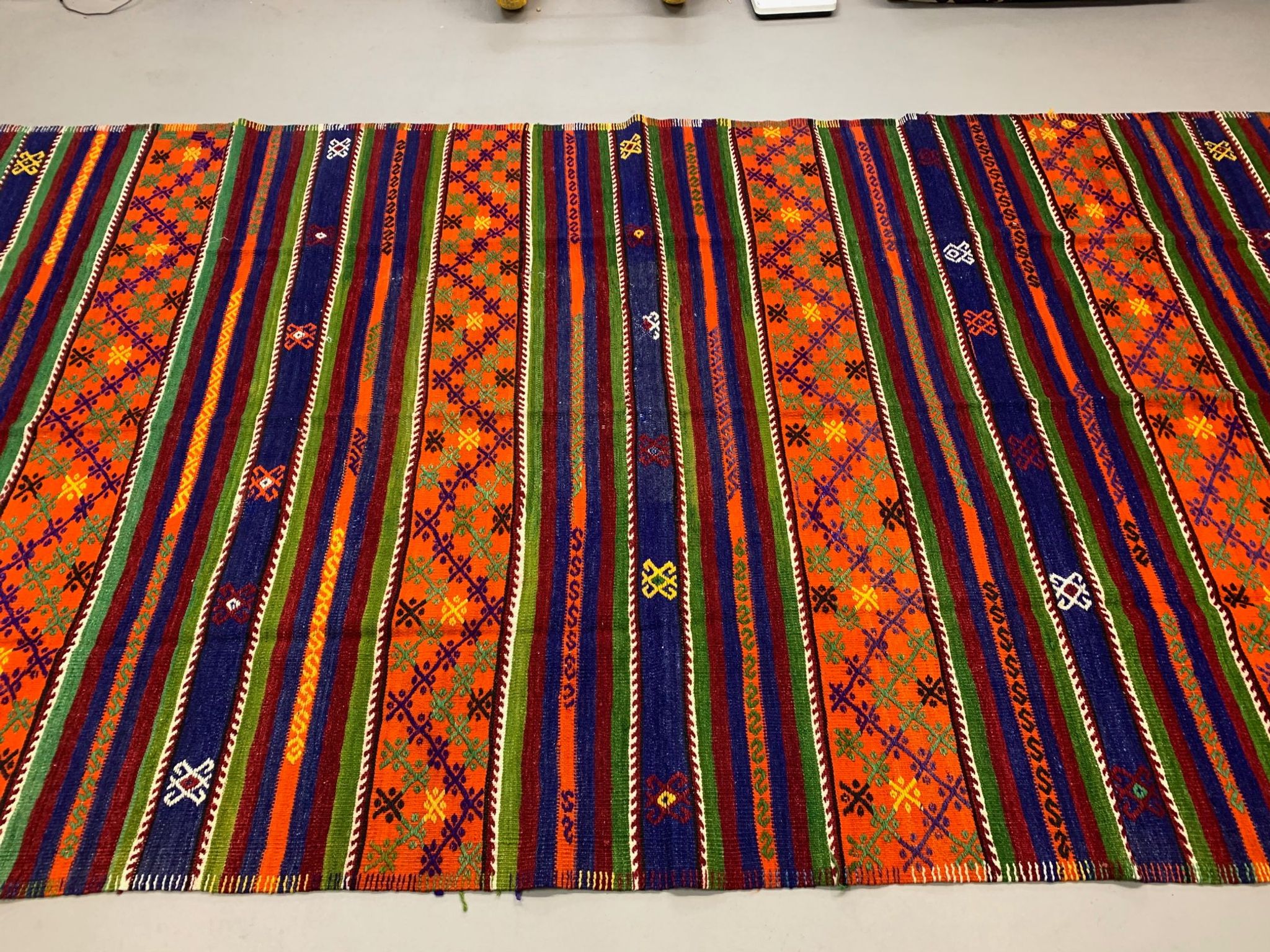 Vintage turkish kilim