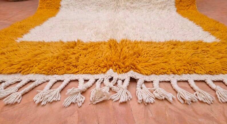 Tapis berbère marocain tissé à la main