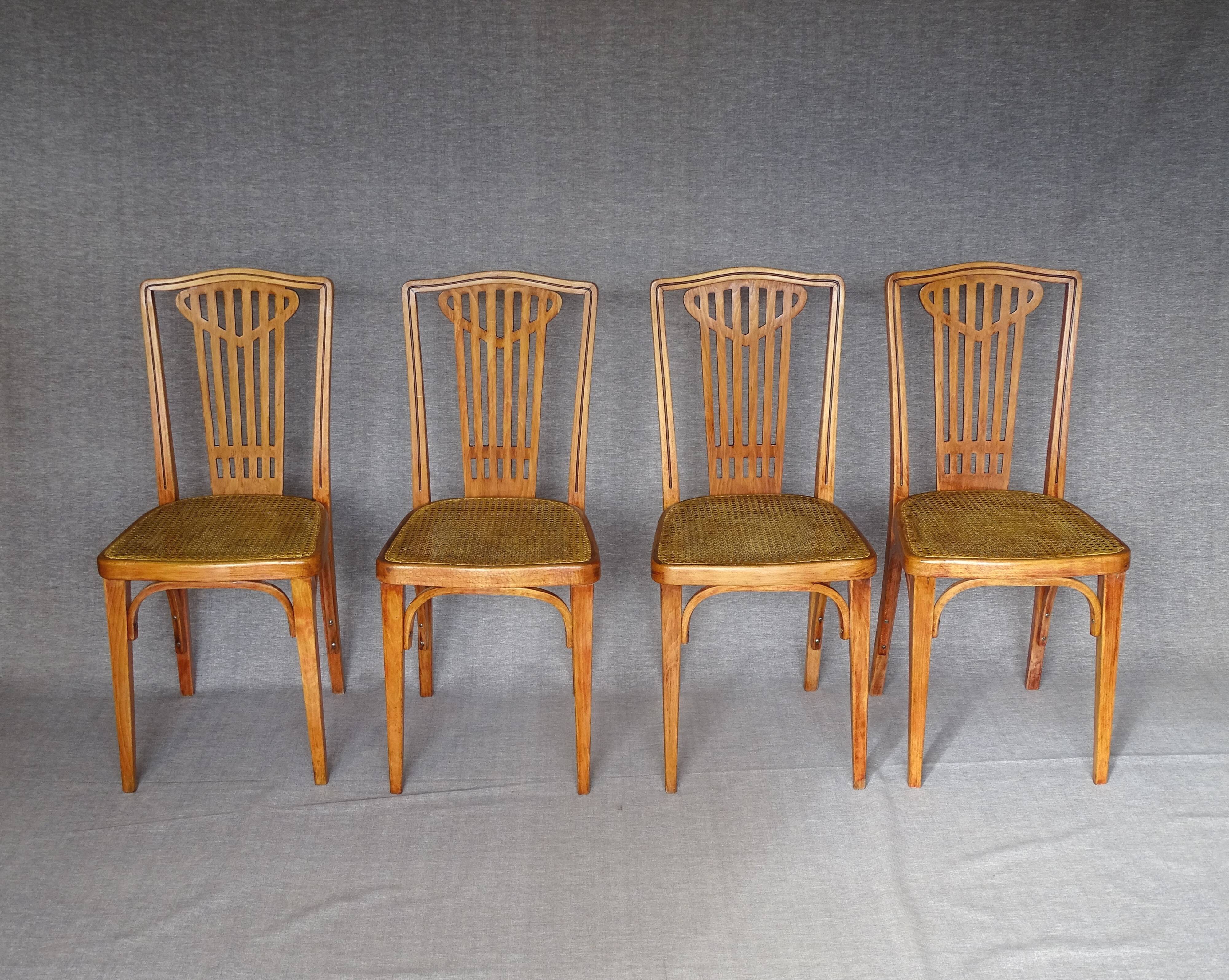 Set of 6 THONET chairs N°732 - 1914 - new canework - Viennese Secession.