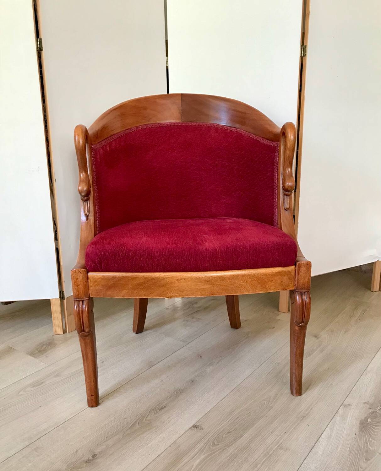 Empire-style armchair with swan necks