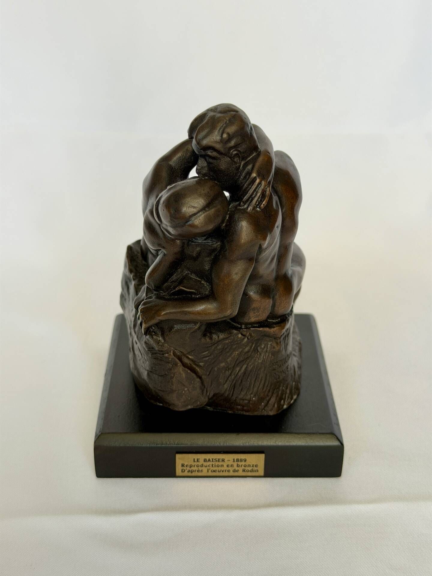 The Kiss Bronze Sculpture, Rodin Statue Reproduction, French Sculpture