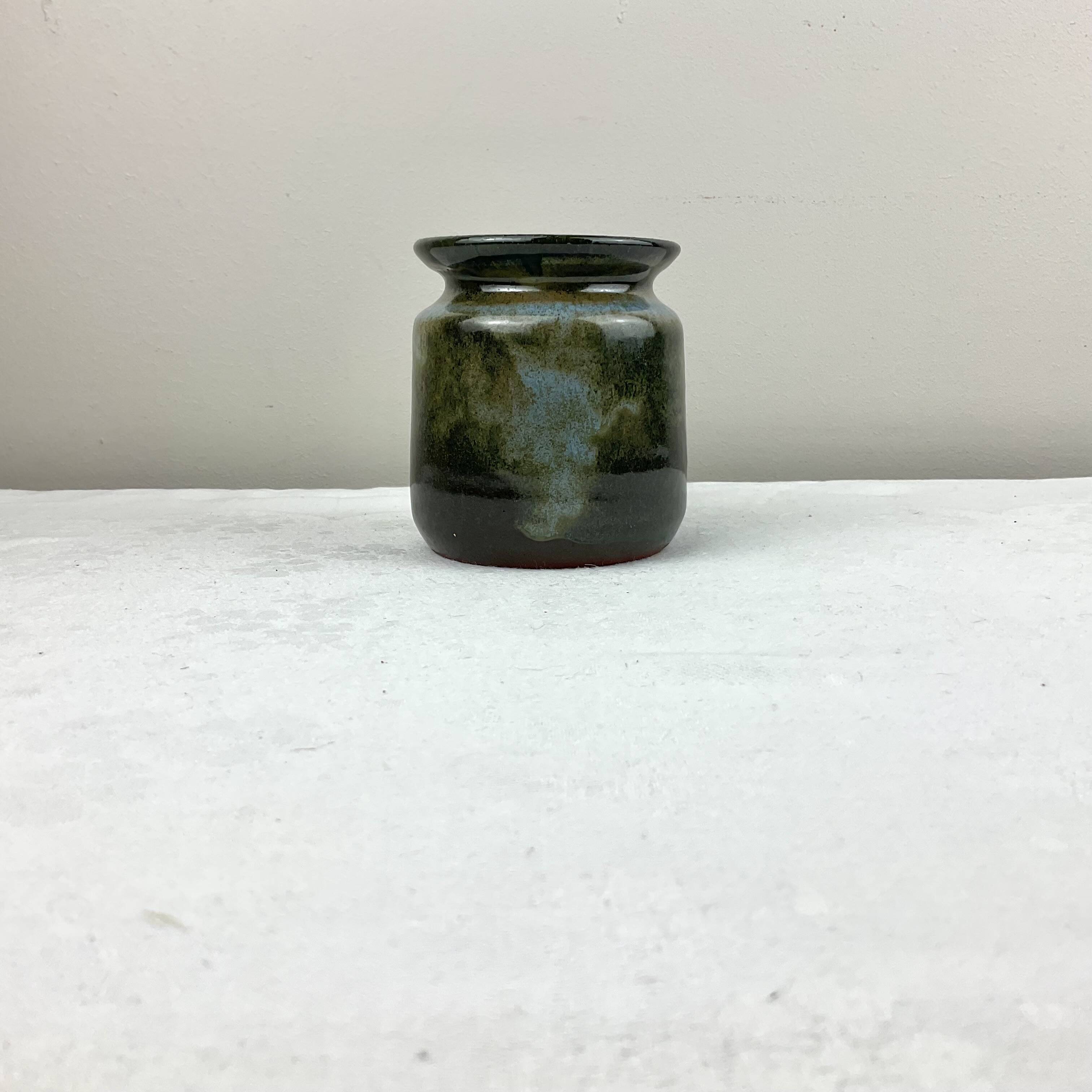 Small vintage ceramic pot