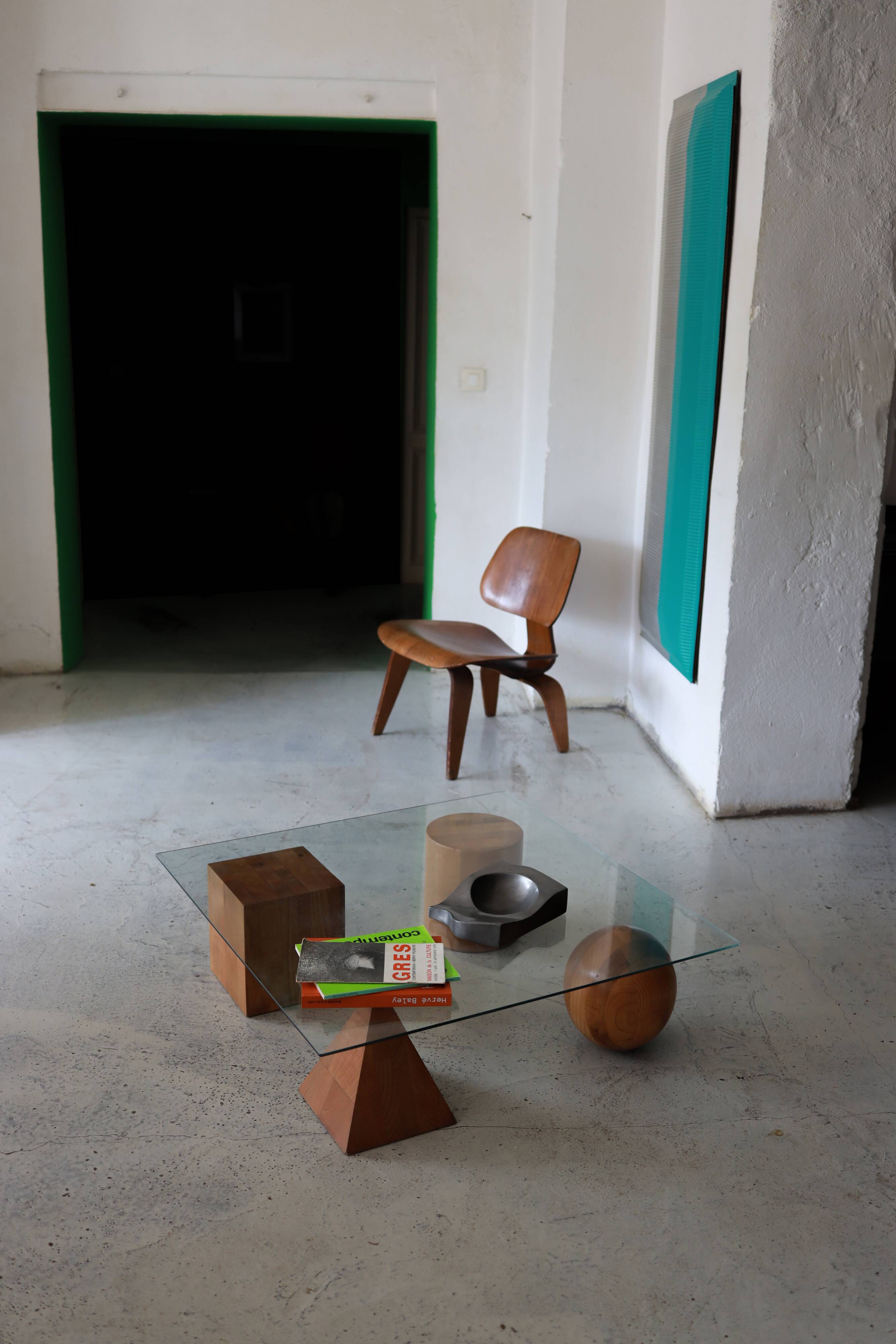 Metaforma coffee table in wood and glass top