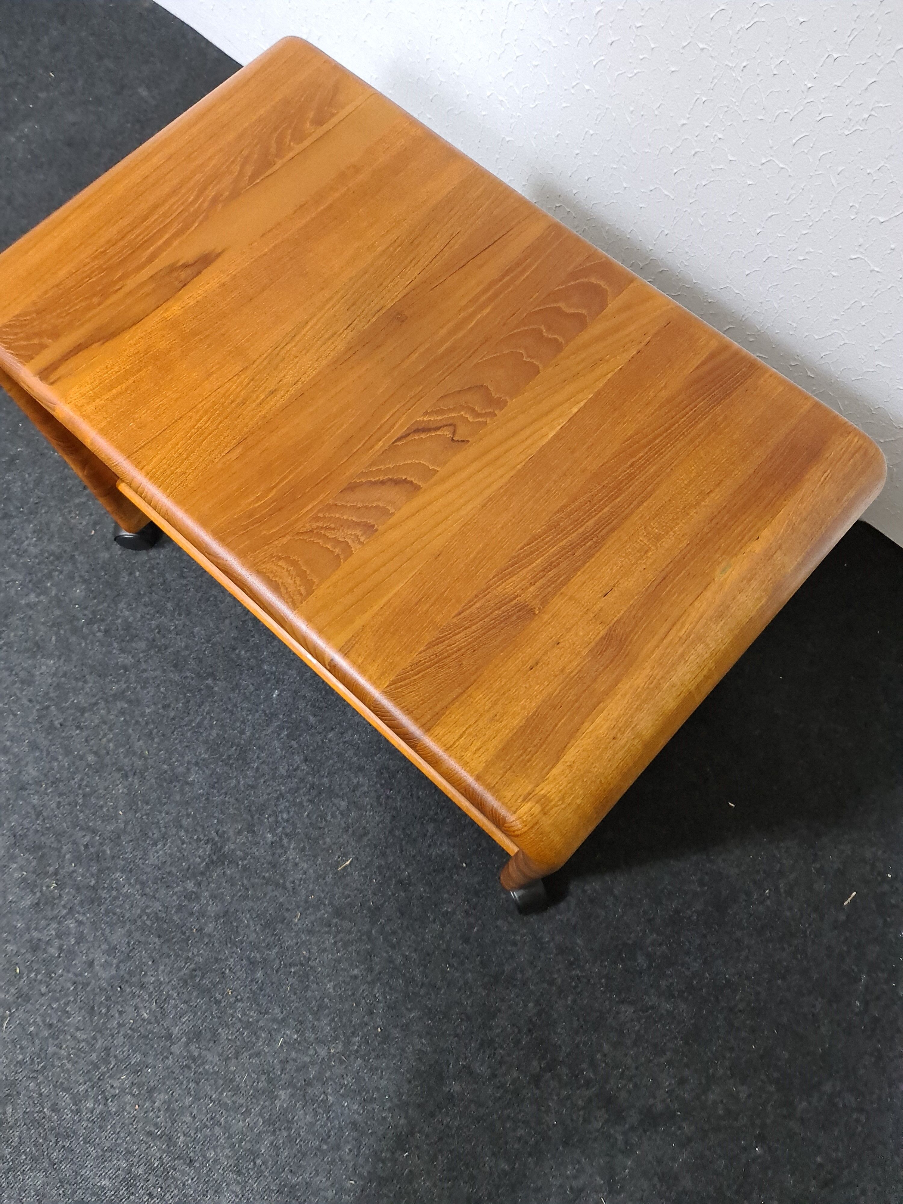 Vintage teak Danish design audio/tea or trolley by Hornbaer Mobilfabrik