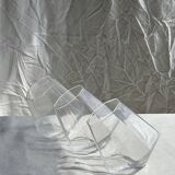 Small geometric carafe with diamond-shaped stopper and its 4 glasses