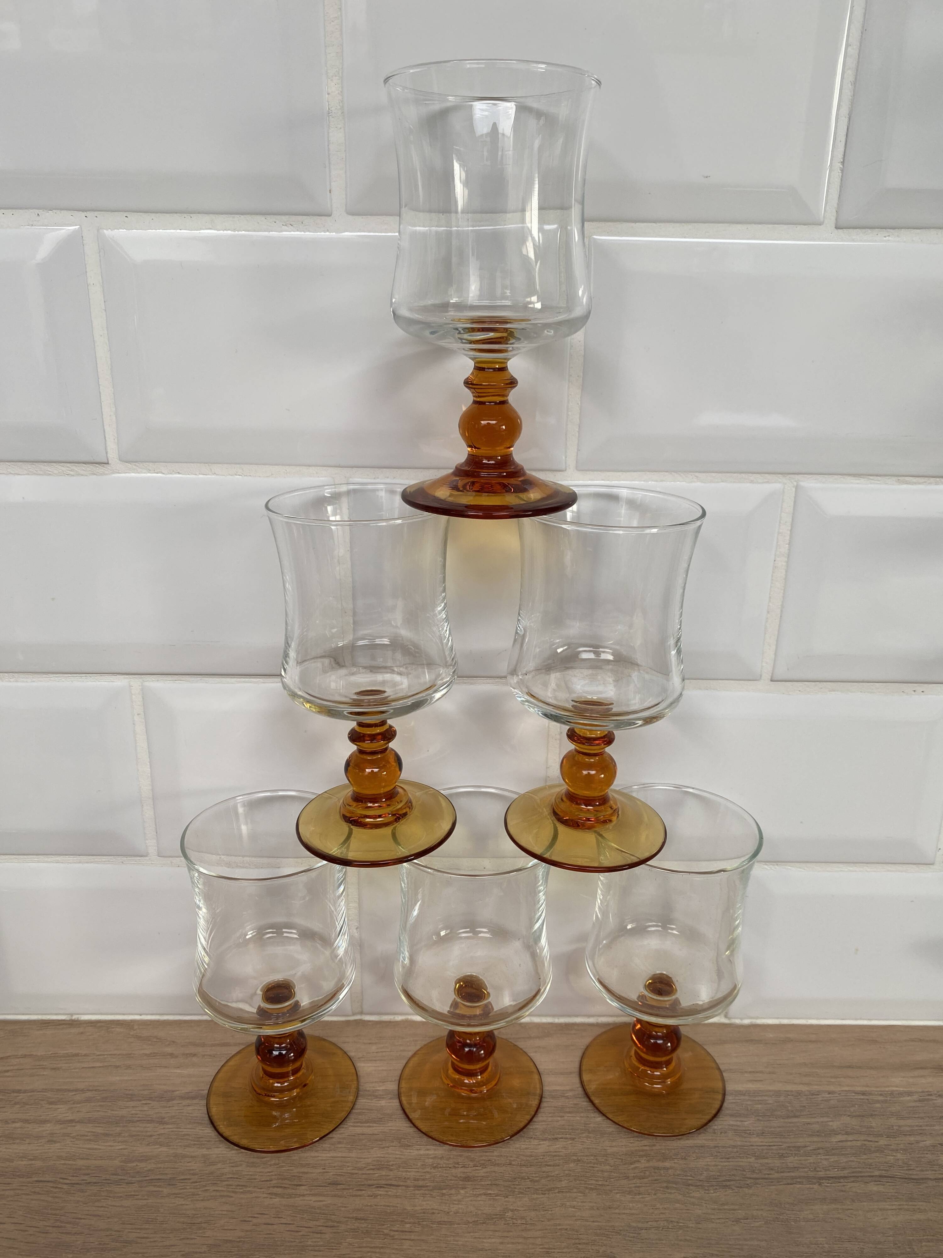 Set of 6 Luminarc white wine glasses, Antique model