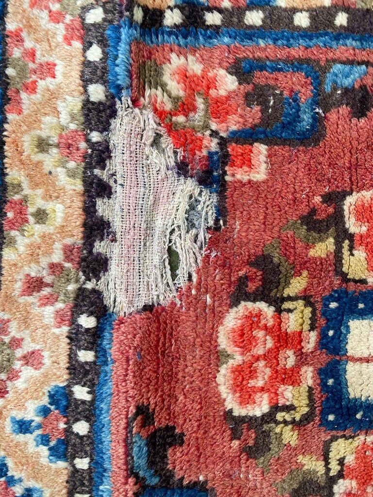 Chinese carpet antique square eliminated 66x61 cm