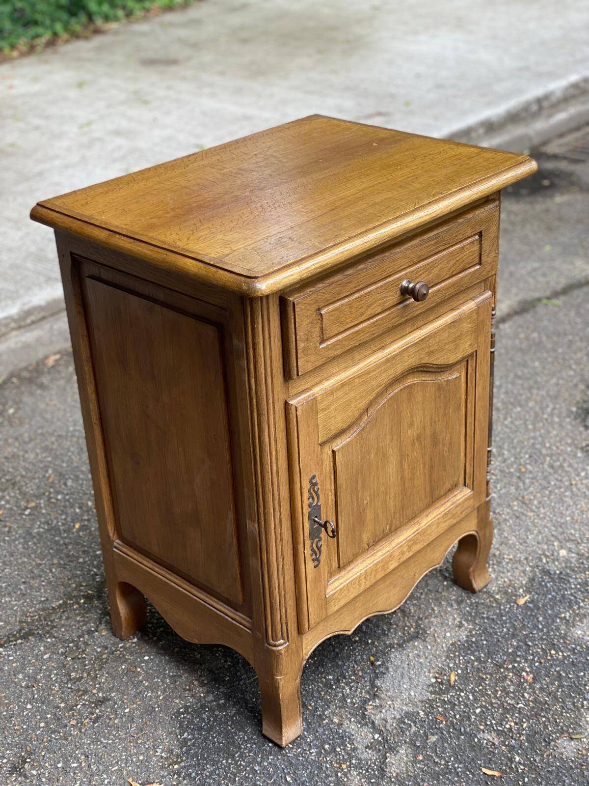 Louis Philippe confiturier in light oak from the 1970s.