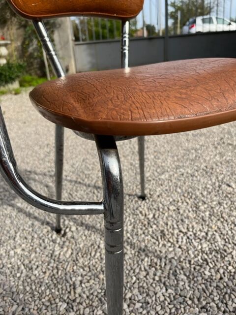 Chair with armrests vintage 1970