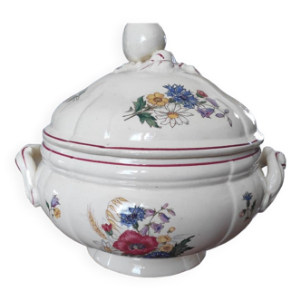 Old tureen