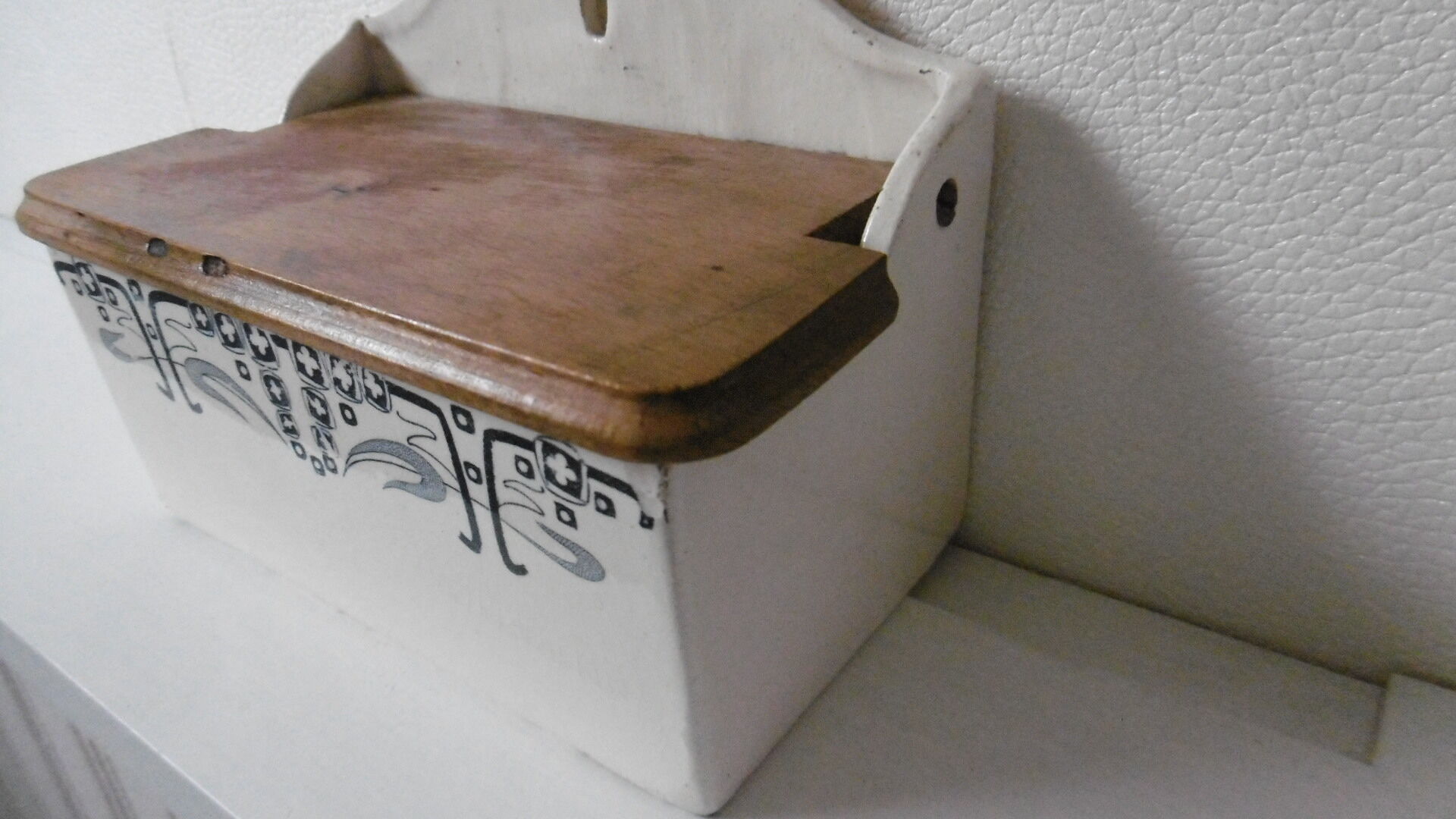 Earthenware salt box white white old blue