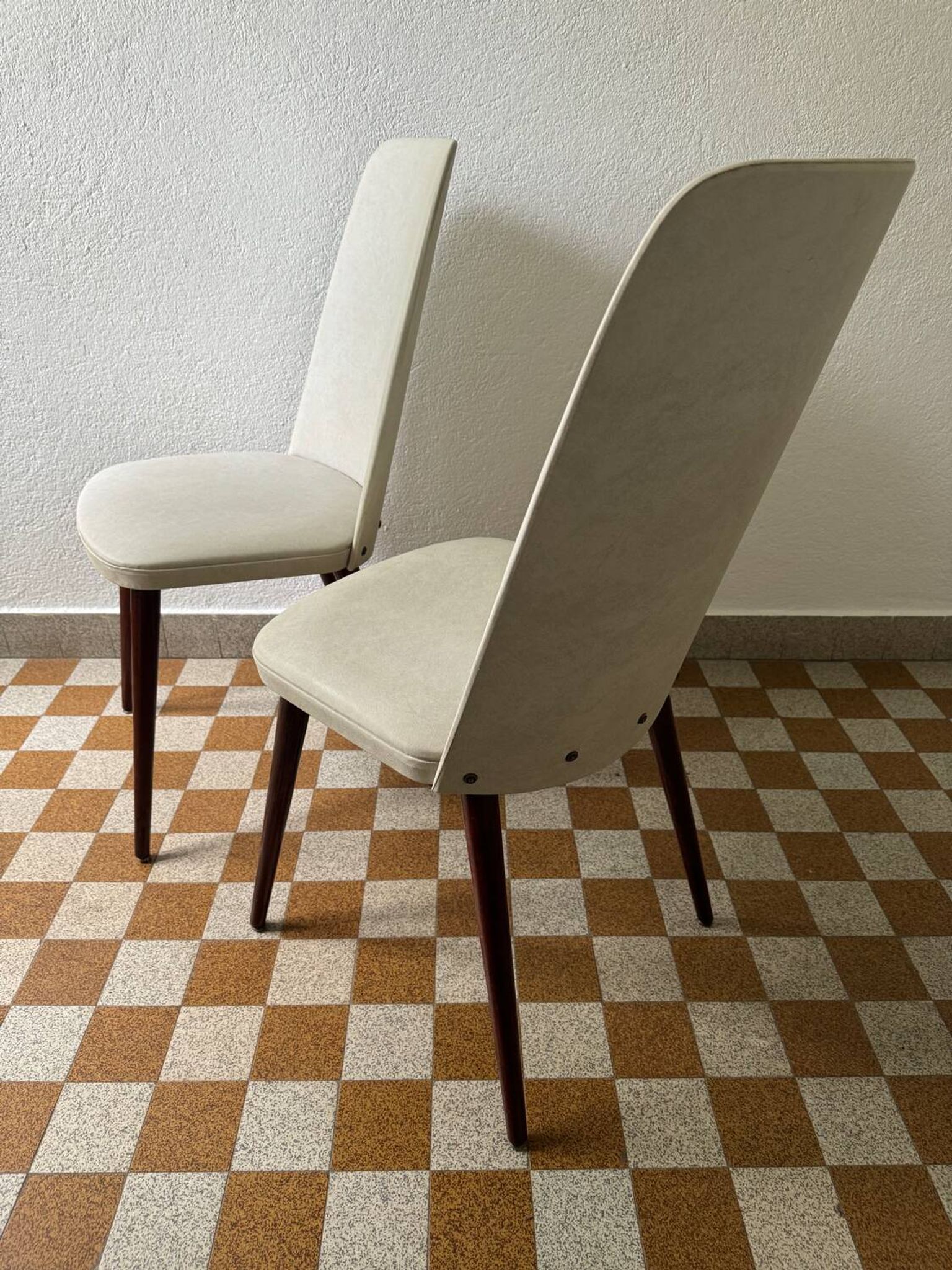 2 Baumann barrel chairs from the 60s