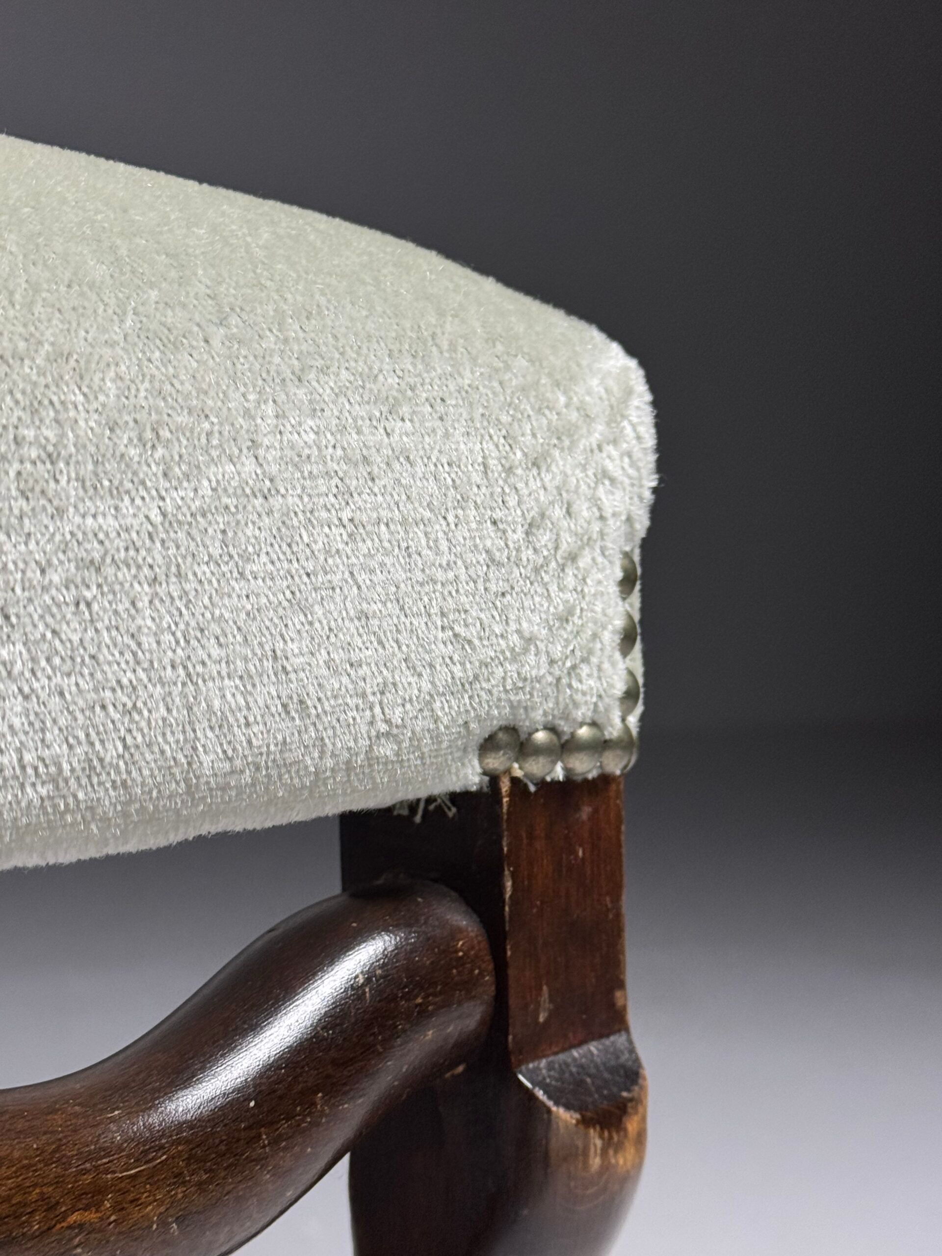 Set of 6 Os de Mouton chairs
