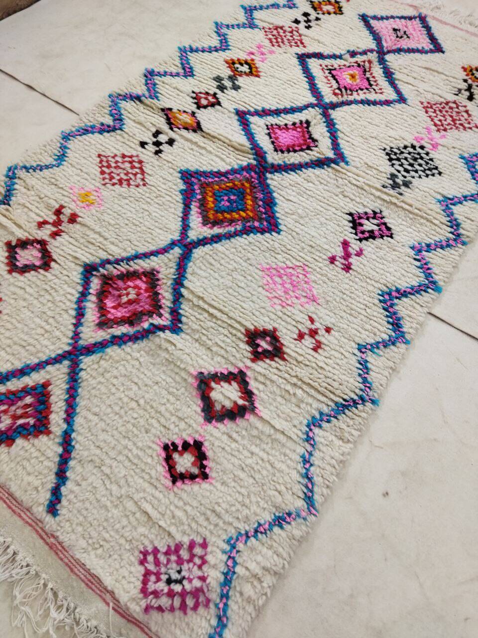 Handmade Moroccan Berber rug 253 X 143 CM