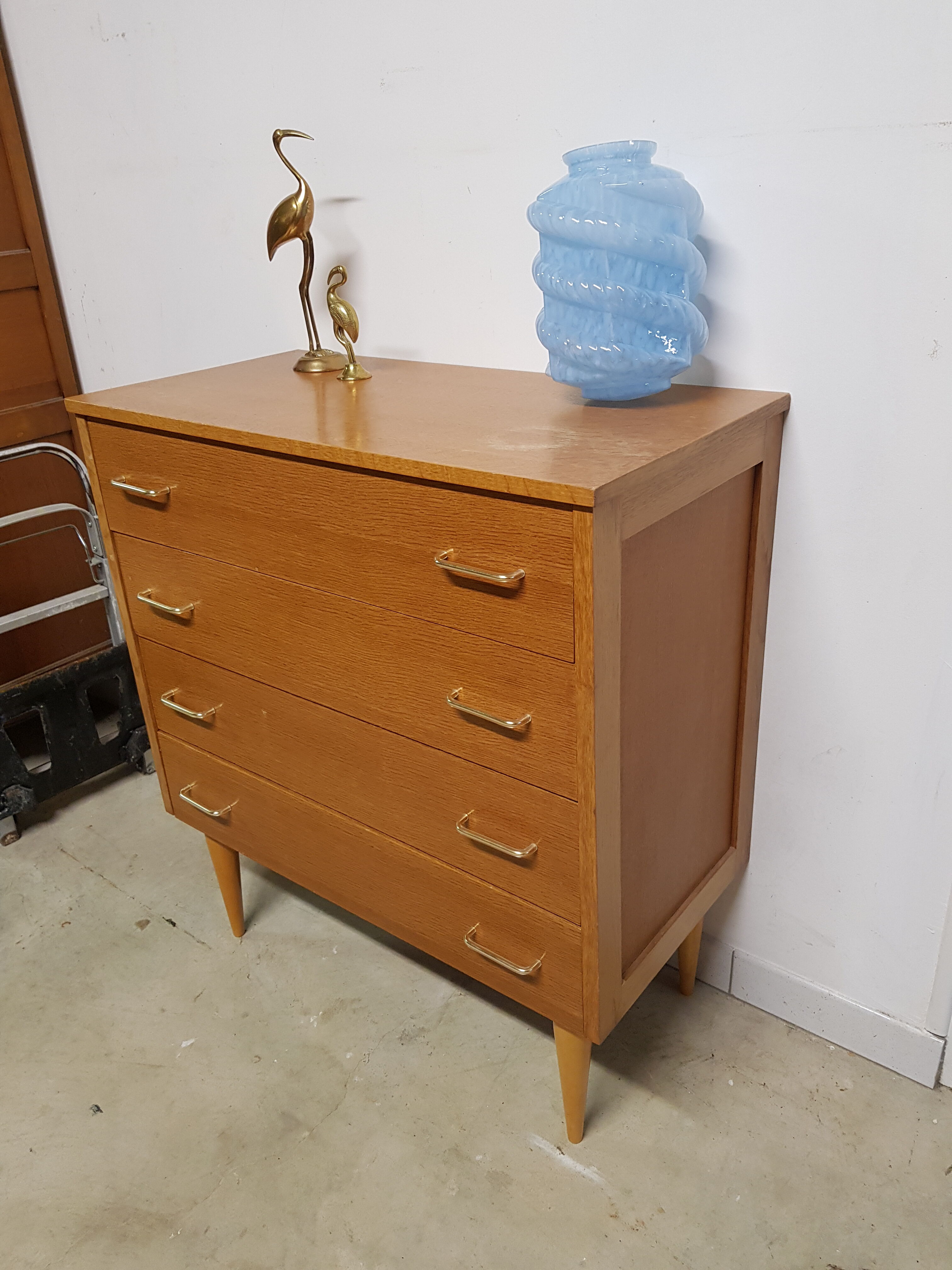Vintage chest of drawers