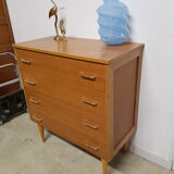 Vintage chest of drawers