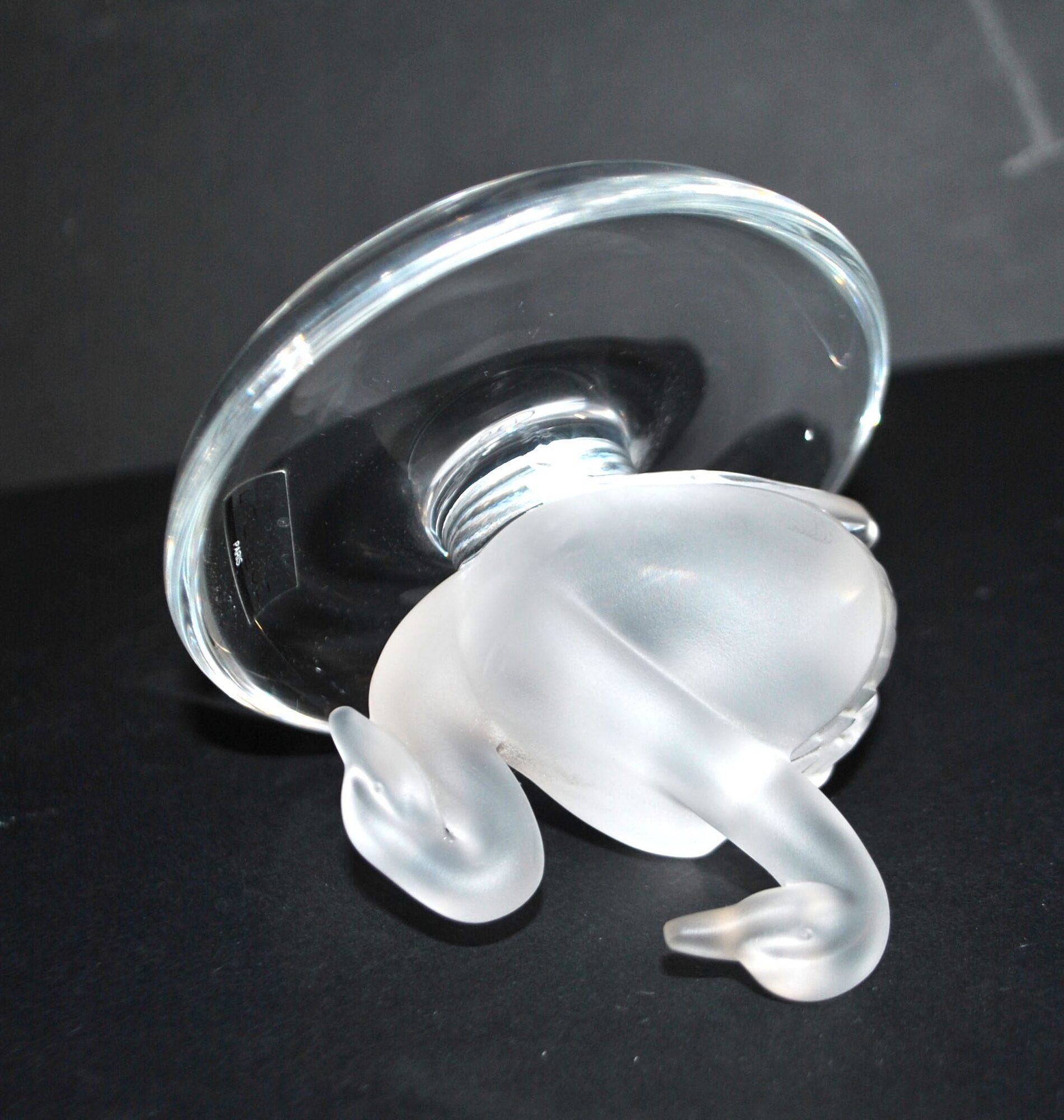 Lalique ring dish bird swan in frosted crystal and signed
