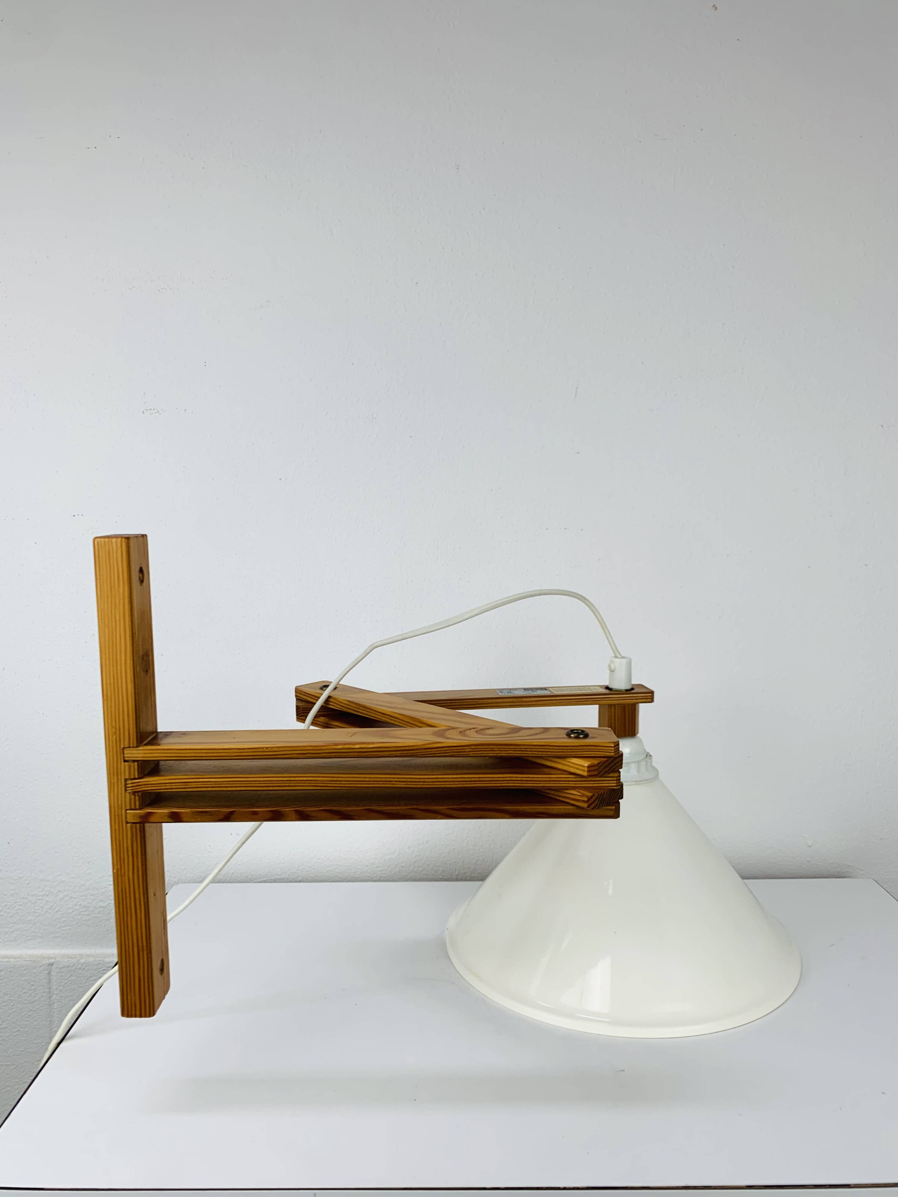 Vintage Ikea pine accordion folding wall lamp, 1980s