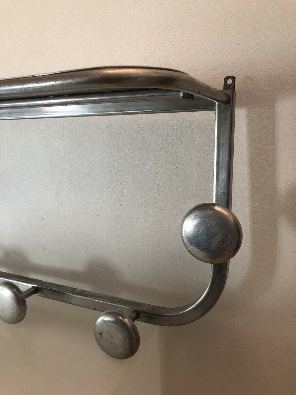 VINTAGE YEARS 60, VESTIAIRE MURALE ALU