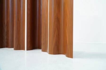 Charles et Ray Eames, paravent en noyer pour Vitra
